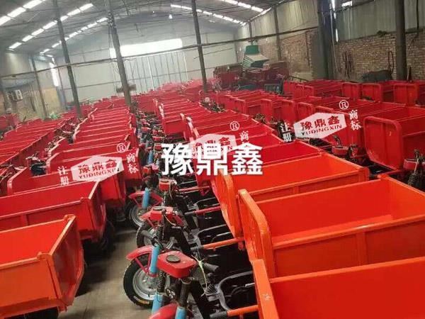 豫鼎鑫电动三轮工程自卸车/Uploadimg/1946055958652260352/upimage/20200618155153.JPG