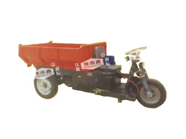 20 5T型电动矿车.JPG